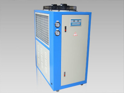 點焊機冷水機組、塑料輔助機械與工業冷水機 風冷式冷水機在現代工業中的應用解析